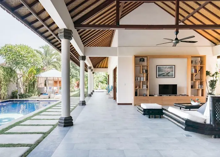 Villa Lotus *