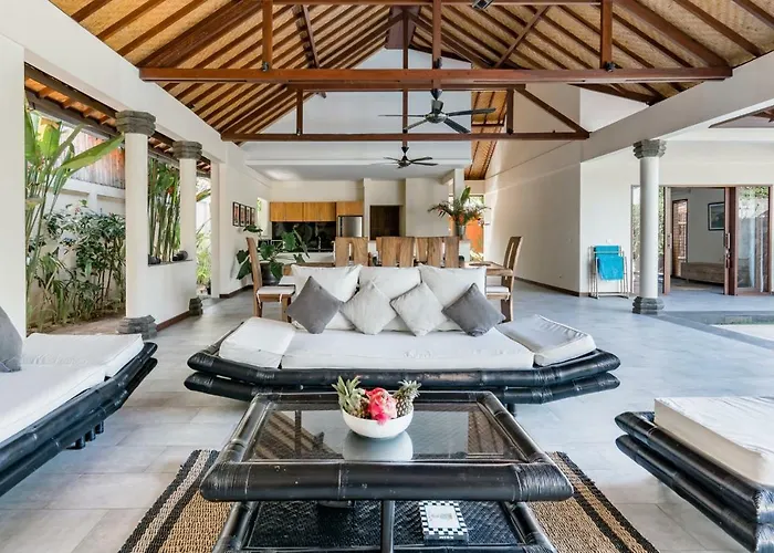 Villa Lotus *